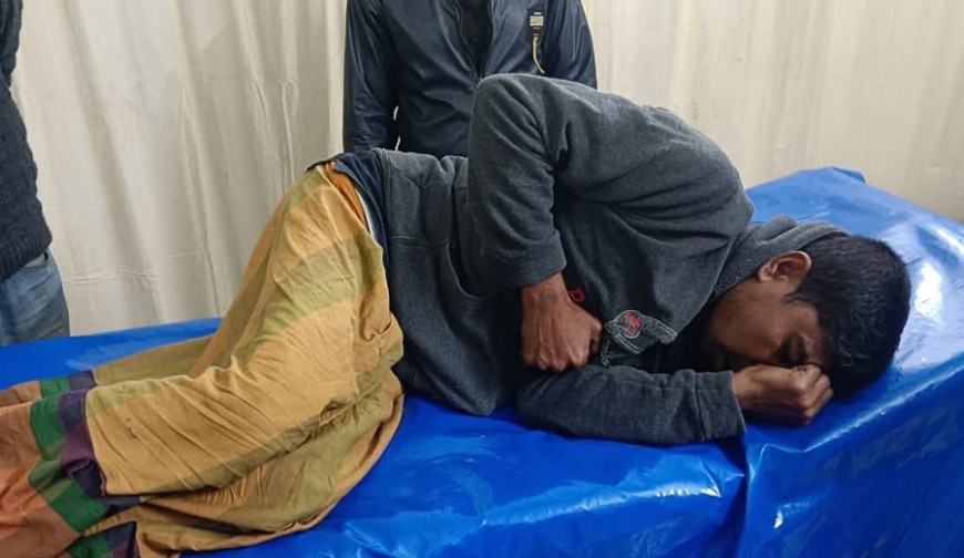 ভ্যানচালককে মারপিট করে ভ্যান ছিনতাই, হাসপাতালে ভর্তি