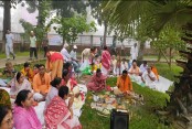 যশোর পৌরপার্কে মহালয়ায় সনাতন ধর্ম সংঘের তিল তর্পণ