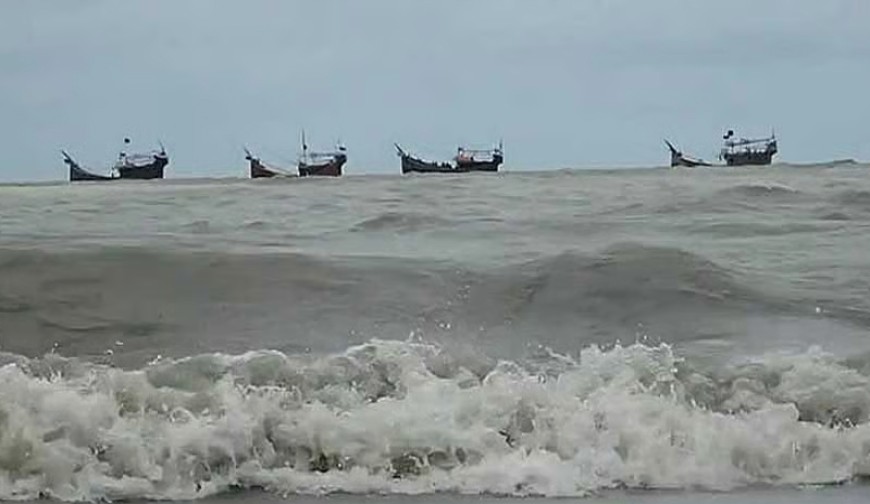 বঙ্গোপসাগরে গভীর নিম্নচাপ, ঘূর্ণিঝড়ে রূপ নিতে পারে সোমবার