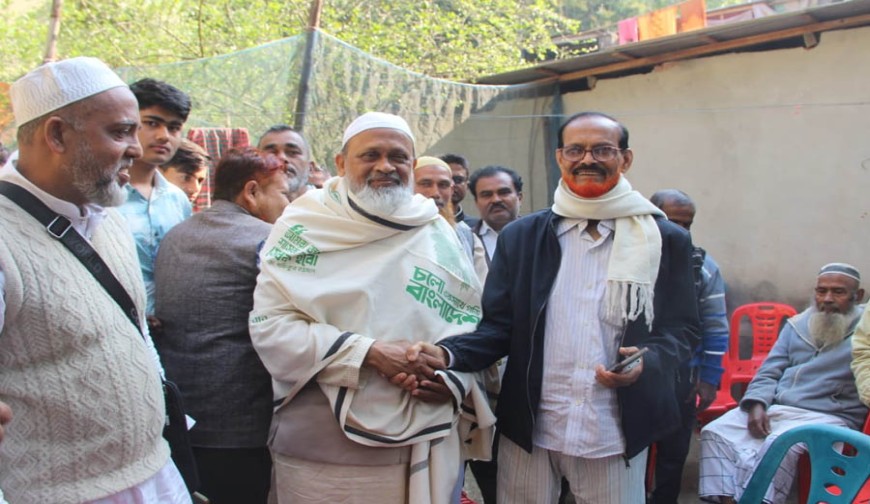 সম্প্রীতি ও সৌহার্দ্যের এক বিরল দৃশ্য