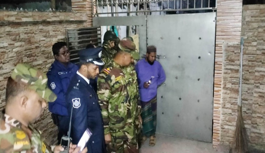 যশোরের নওয়াপাড়ায় জুট মিল মালিকের বাসভবনে ককটেল হামলা