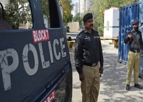 পাকিস্তানে পুলিশের গাড়িতে এলোপাতাড়ি গুলি, ডিএসপিসহ নিহত ৭