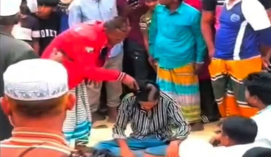 চুরির অভিযোগে সালিশে জুতাপেটা, মাথা ন্যাড়া