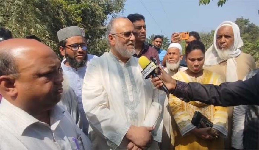 রাজনৈতিক বিভেদ ভুলে সার্বিক উন্নয়ন নিশ্চিত করতে ঐক্যবদ্ধভাবে কাজ করতে হবে ডা. ফরিদ, এমপি