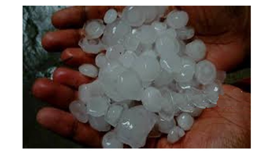 রমজানের শেষ বিকেলে যশোরে শিলাবৃষ্টি