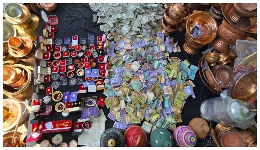 ইরানকে সাহায্য করতে স্বর্ণ-রূপা ও নগদ অর্থ দিচ্ছে কাশ্মীরিরা