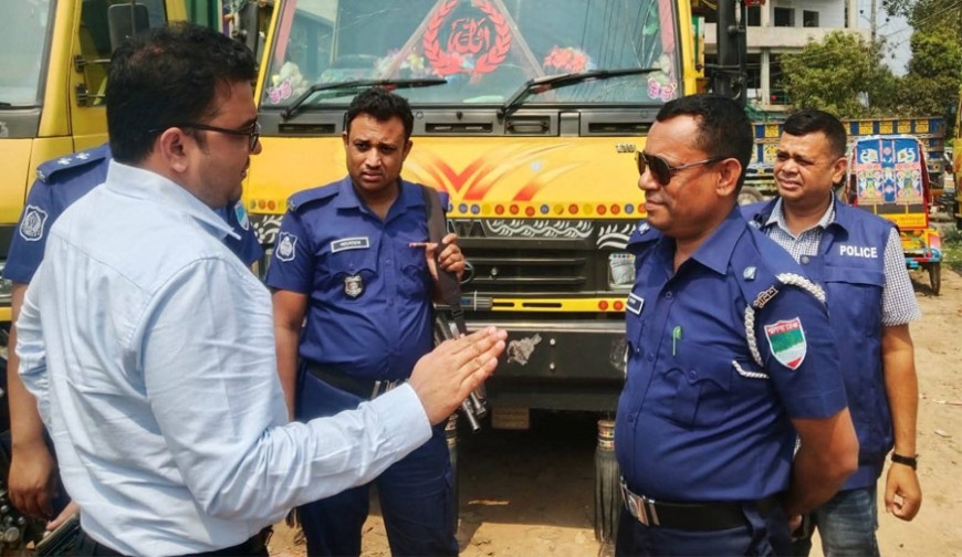 কোটচাঁদপুরে সড়ক পরিবহন আইনে ৬ মোটরসাইকেল আরোহীকে জরিমানা
