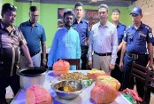 ক্যাফে নূরে মিলল পচা মাংস ও তেলাপোকা, লাখ টাকা জরিমানা