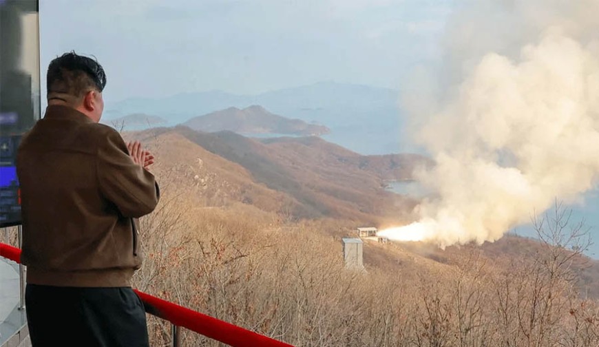 আমেরিকায় আঘাত করতে সক্ষম নতুন ক্ষেপণাস্ত্র পরীক্ষা উত্তর কোরিয়ার
