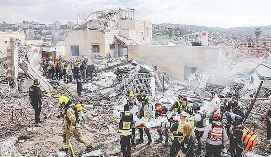 ইরানের  কৌশলে এলোমেলো যুক্তরাষ্ট্র