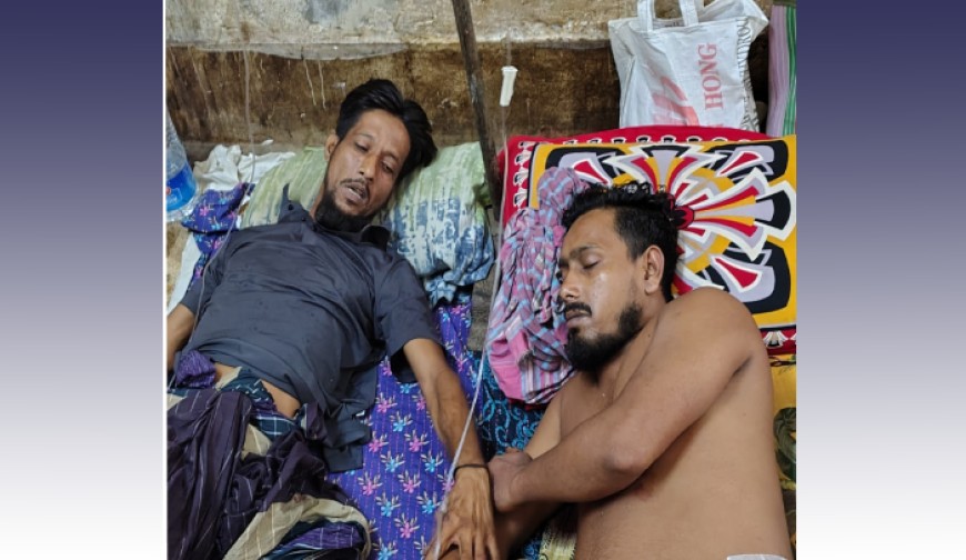 বসতঘরে ঢুকে ছুরিকাঘাতে দু’জনকে জখম