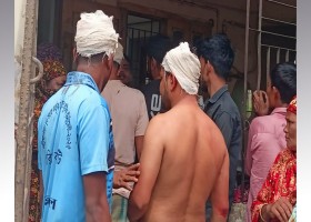 যশোরে ফুলচাষি নেতার ওপর হামলার জেরে দু'পক্ষের সংঘর্ষে আহত ৬