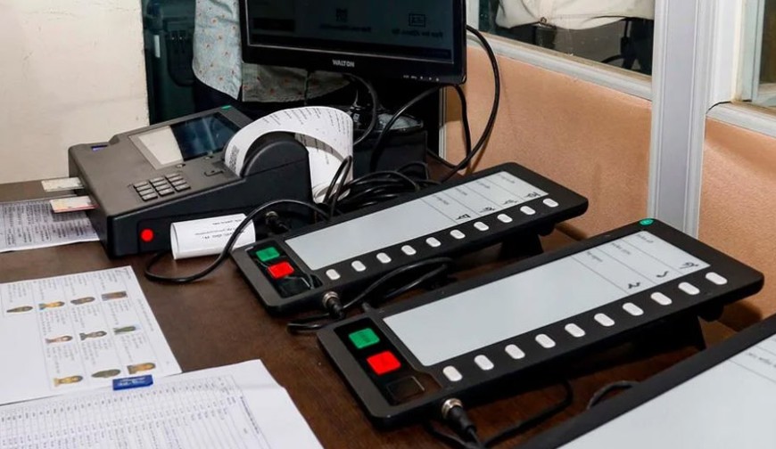 ইভিএম কেনাকাটায় রাষ্ট্রের ক্ষতি ৩৮২৫ কোটি টাকা