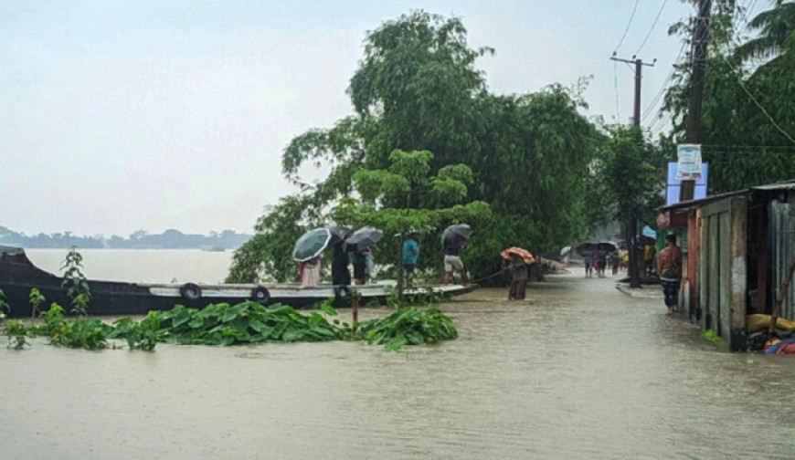 বাড়ছে বৃষ্টি, নদীর পানি: বন্যা অবনতির শঙ্কা উত্তর-পূর্বাঞ্চলে