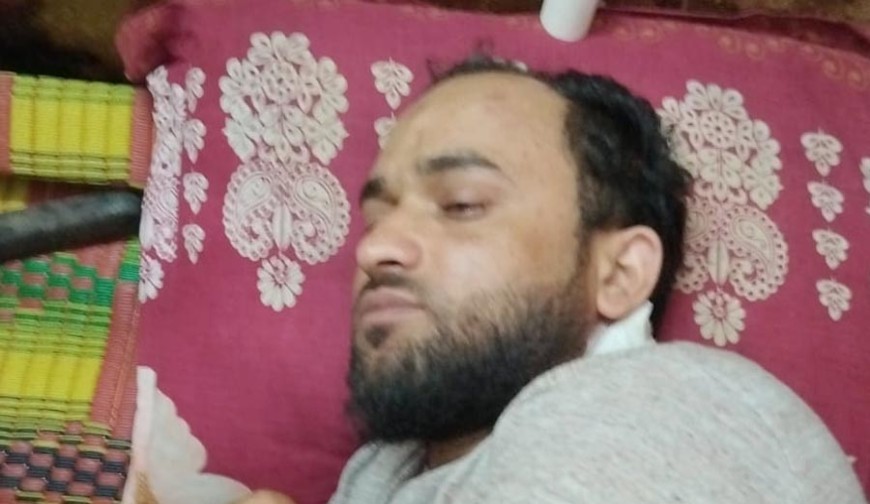 বাসায় ঢুকে দুর্বৃত্তদের হামলা, আহত ১