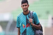 পিএসএল ফাইনাল রাঙাতে পাকিস্তান সফর নাহিদ রানা-র