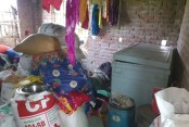 হরিণাকুণ্ডুতে দুর্ধর্ষ ডাকাতি: পরিবারের সদস্যদের কুপিয়ে সর্বস্ব লুট