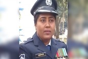 যশোরের প্রথম নারী ওসি রোকসানা:তিন থানায় ওসি বদল