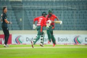 স্বাগতিকদের হারিয়ে সিরিজ ১-১ সমতায় নিউজিল্যান্ড