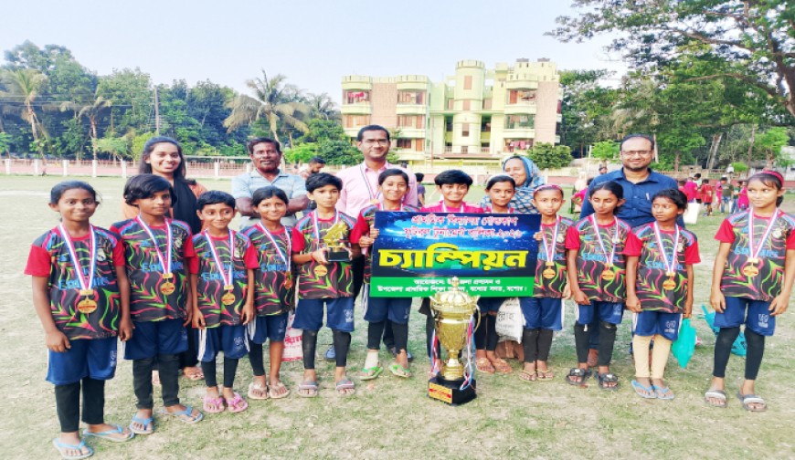 বীর নারায়নপুর বালিকা দল চ্যাম্পিয়ন
