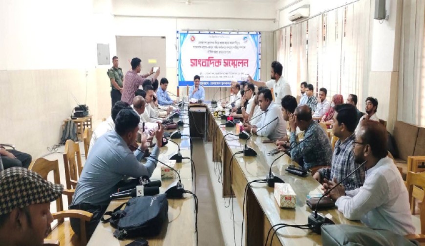 পণ্য চালান খালাস প্রক্রিয়ার স্বচ্ছতা নিশ্চিতে বেনাপোল বন্দরে সাংবাদিক সম্মেলন