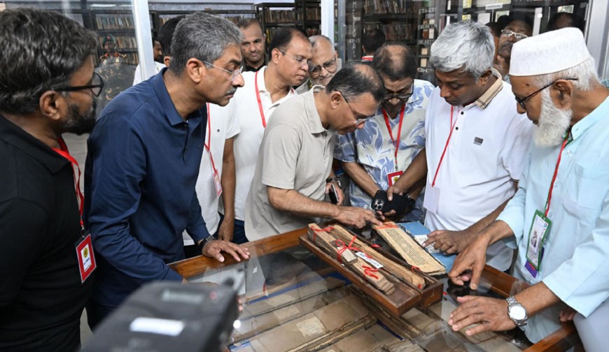যশোরে ৯৪ লাইব্রেরি, পাঠক শুধু চাকরিপ্রার্থীরা