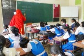 প্রাথমিকের শিক্ষকদের কাছে চিঠি : শিক্ষার্থীদের দক্ষতা বাড়াতে ব্যর্থ হলে বন্ধ হবে বেতন