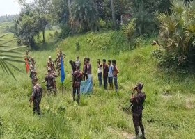 পুশ ইনের আগে ভারত সীমান্তের লাইট বন্ধ করে দেওয়া হয়