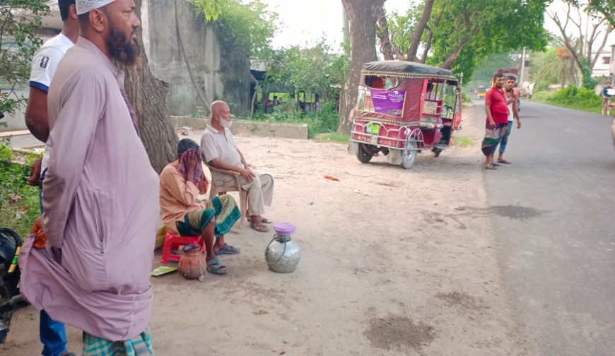 তালের রস: ২০ টাকায় মিলছে প্রশান্তি