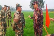 বিএসএফ বন্দুক দেখিয়ে নারী-শিশুদের বাংলাদেশে ঠেলে দিচ্ছে
