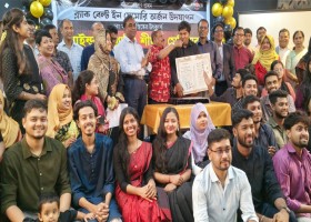 ‘ব্ল্যাক বেল্ট ইন মেমরি’ খেতাবে ভূষিত হামিদুল হক সংবর্ধিত