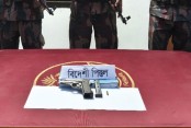 বেনাপোলে পরিত্যক্ত পিস্তল, ম্যাগাজিন ও গুলি উদ্ধার