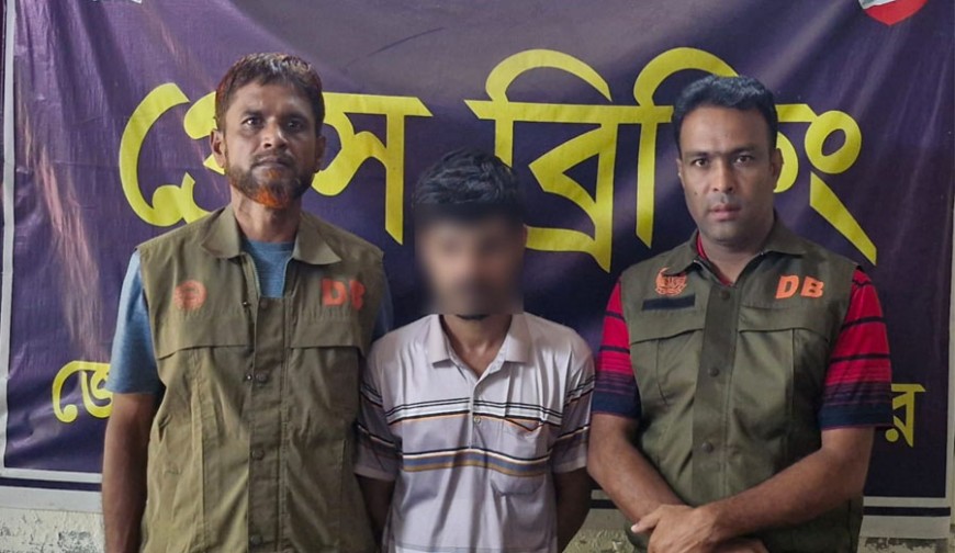 যশোরে ৭০ পিস ইয়াবাসহ মাদক ব্যবসায়ী আটক