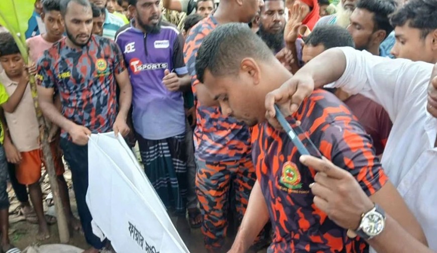 পুকুরে মিলল ৩ শিশুর মরদেহ