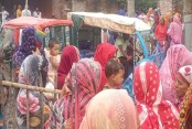 বৃষ্টিতে বিদ্যুতায়িত মই, মা-মেয়েসহ তিনজনের মৃত্যু