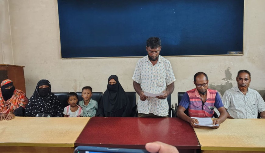 মেয়ে হত্যার বিচার চেয়ে পিতার সংবাদ সম্মেলন