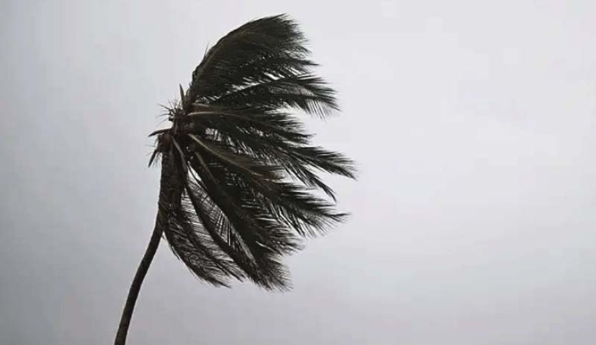 যশোরসহ ১০ অঞ্চলে ৬০ কিলোমিটার ঝড়ের আভাস, ৩ নম্বর সতর্কতা