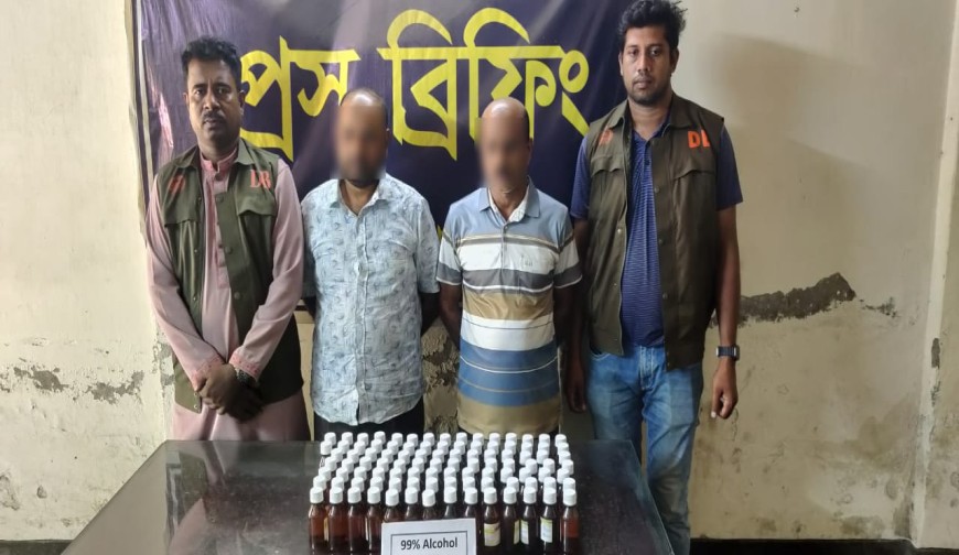 যশোরে ডিবির পৃথক অভিযানে তিনজন আটক