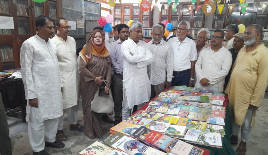 যশোর ইনস্টিটিউটে ৫ দিনব্যাপী ভ্রাম্যমাণ বইমেলা শুরু