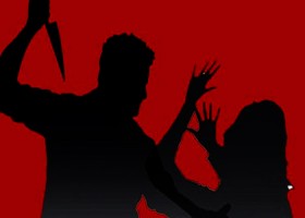 প্রেমে রাজি না হওয়ায় স্কুলছাত্রীকে ক্যাম্পাসেই ছুরিকাঘাত