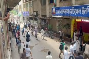 জকসুর কর্মসূচিতে ছাত্রদলের হামলা, ভিপি-জিএস আহত, রেহায় পায়নি চিকিৎসাধীনরাও