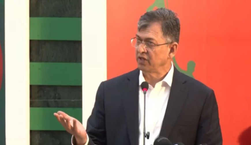 ‘হাসিনা কার্ড খেলবেন আর বাংলাদেশের সঙ্গে বন্ধুত্বপূর্ণ সম্পর্ক চাইবেন, দুটো বিপরীত’