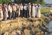 এশার নামাজ পড়ে ফজরে এসে মুসল্লিরা দেখেন মসজিদ নেই