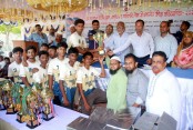 জাতীয় স্কুল, মাদ্রাসা ও কারিগরি শিক্ষা গ্রীষ্মকালীন ক্রীড়া প্রতিযোগিতা: যশোরে বিজয়ীদের মাঝে পুরস্কার বিতরণ সম্পন্ন