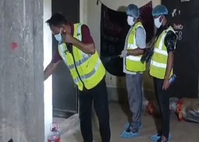 আশুলিয়ায় তালাবদ্ধ ঘরে স্বামী-স্ত্রী ও নবজাতকের লাশ