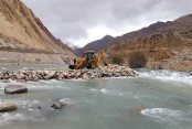 লাদাখে সিন্ধু নদের বুকে বাঁধ নির্মান করলো ভারত